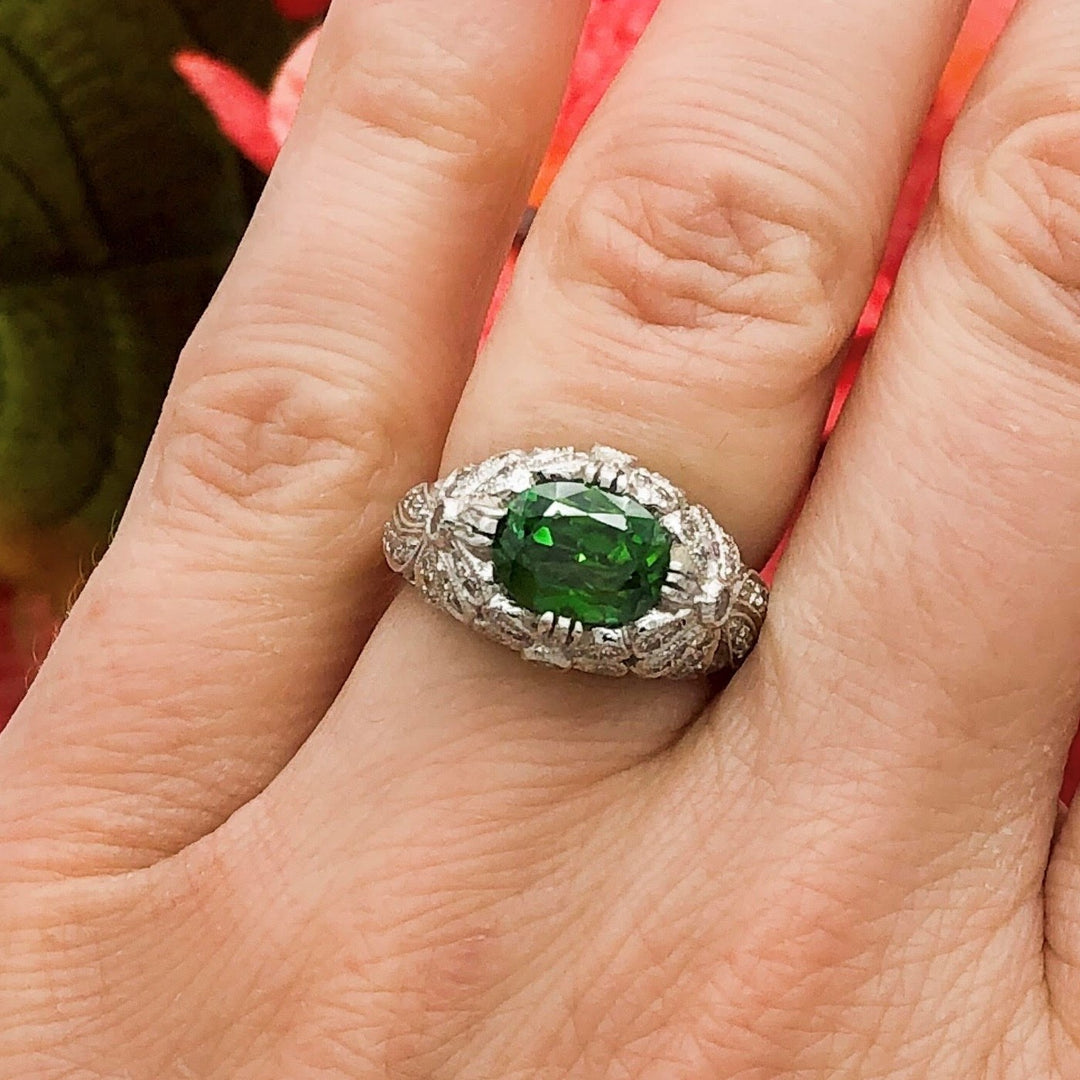 Platinum White Gold Garnet Antique Style Ring