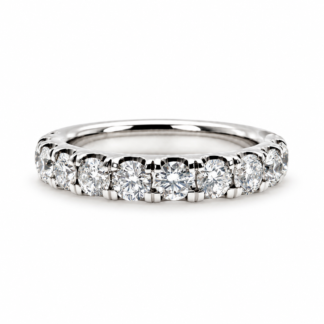 14k White Gold Shared Prong 1.61ctw Round Diamond Wedding Band