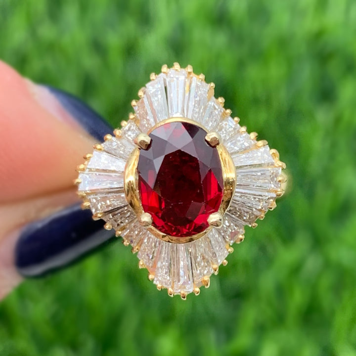 18k Yellow Gold Ballerina Ruby  Estate Ring