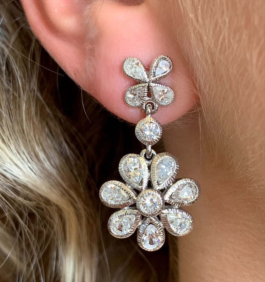 14k White Gold Drop Diamond Estate Earrings