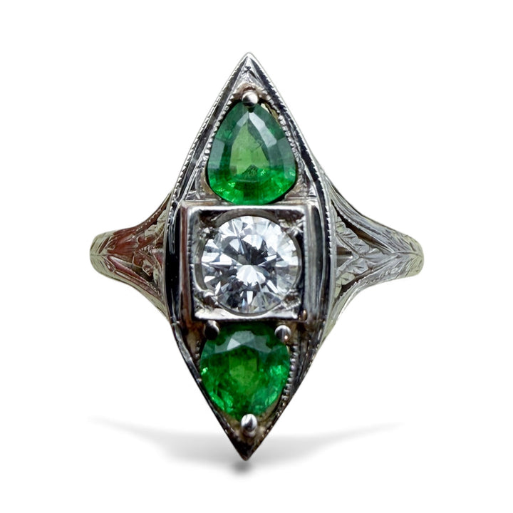 18k White Gold Art Deco Estate Ring