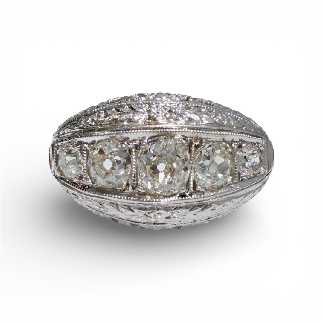 14k White Gold Antique Diamonds Estate Ring