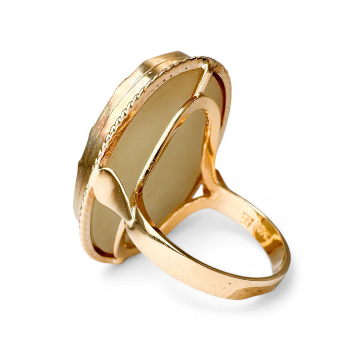 18k Yellow Gold Floral Chalcedony Estate Ring