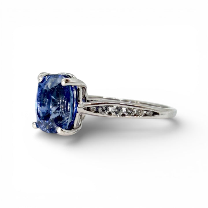 14k White Gold Sapphire Estate Ring