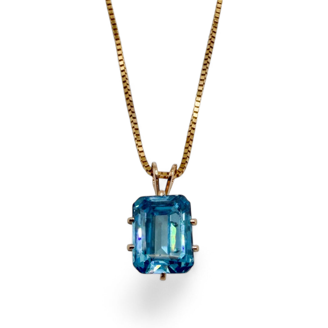 14k Yellow Gold Solitaire Blue Topaz Estate Pendant