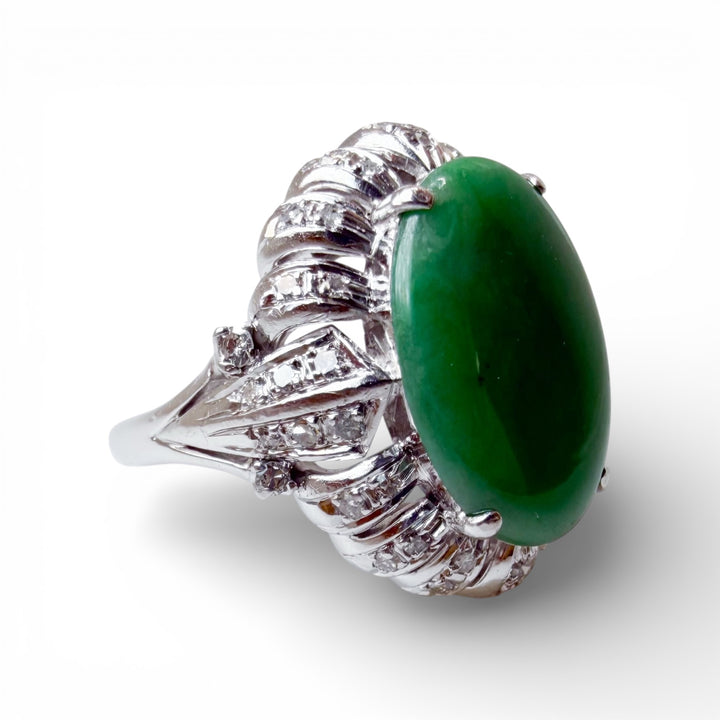 18k White Gold Antique Jade Estate Ring