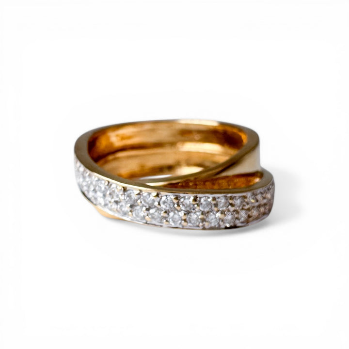18k Yellow Gold Crisscross Diamond Estate Ring