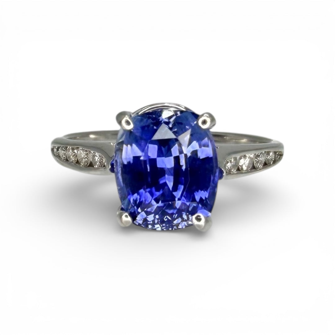14k White Gold Sapphire Estate Ring
