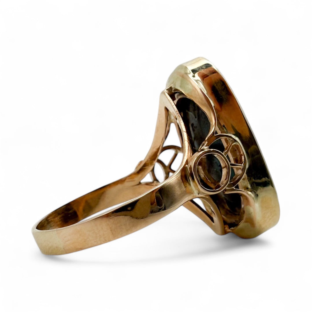 18k Yellow Gold Opal Estate Ring