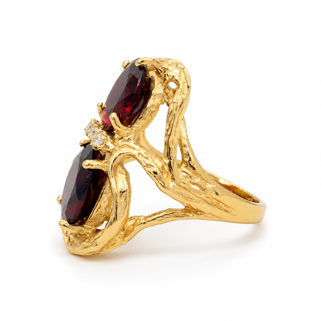 14k Yellow Garnet Estate Ring
