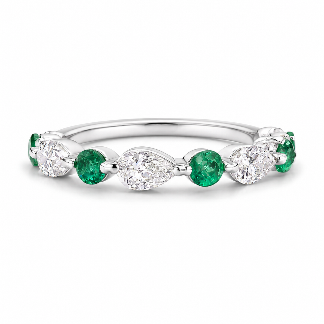14k White Gold Single Prong Natural Emerald and Lab Diamond Band