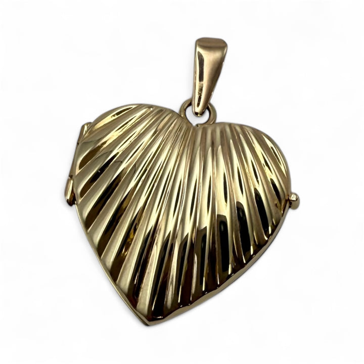 14k Yellow Gold Heart Estate Pendant