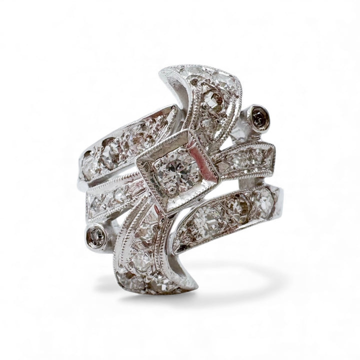14k White Gold Antique Diamond Estate Ring