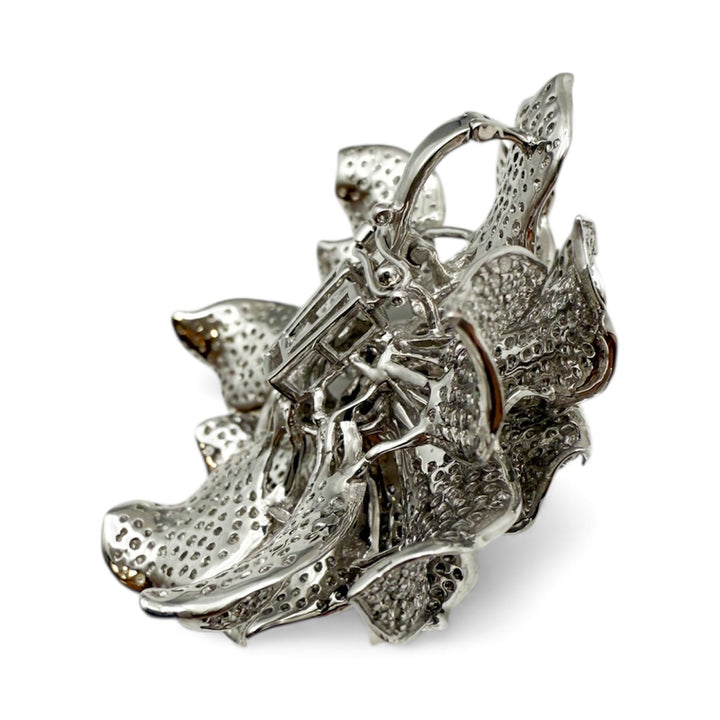 18k White Gold Flower Diamond Estate Ring