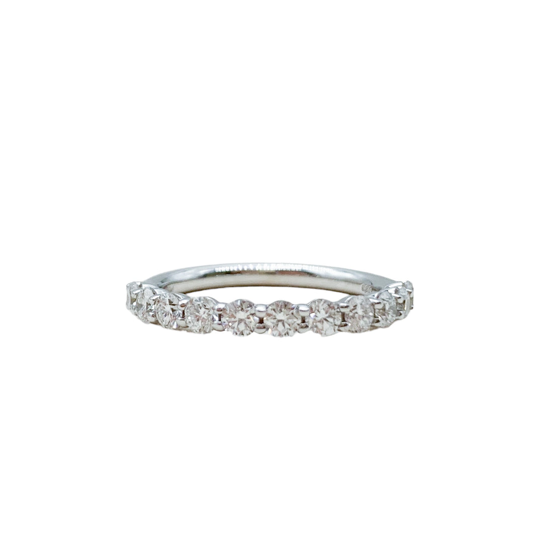14k White Gold Shared Prong 0.73ctw Round Diamond Wedding Band
