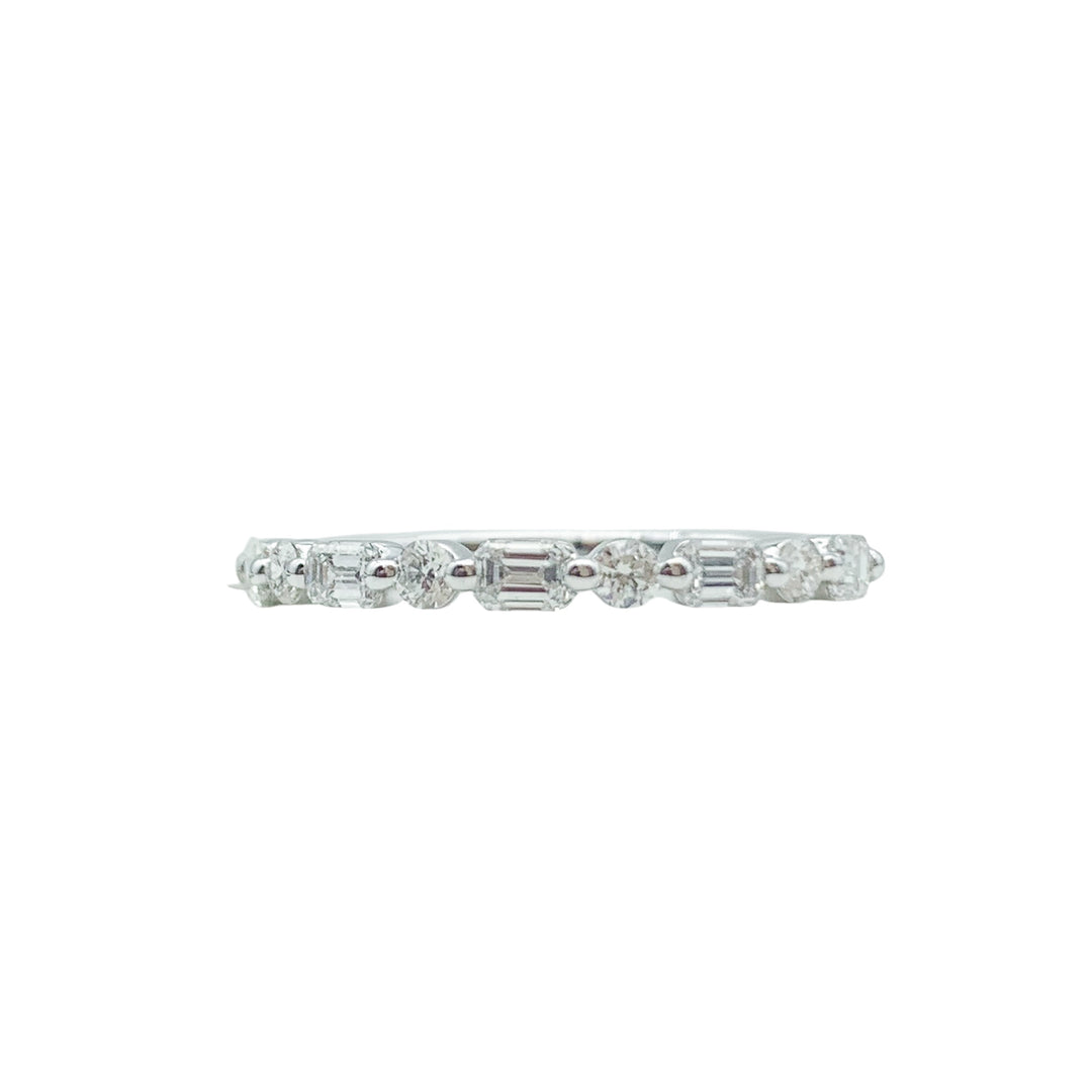 14k White Gold Prong Set 0.57ctw Round Diamond Wedding Band