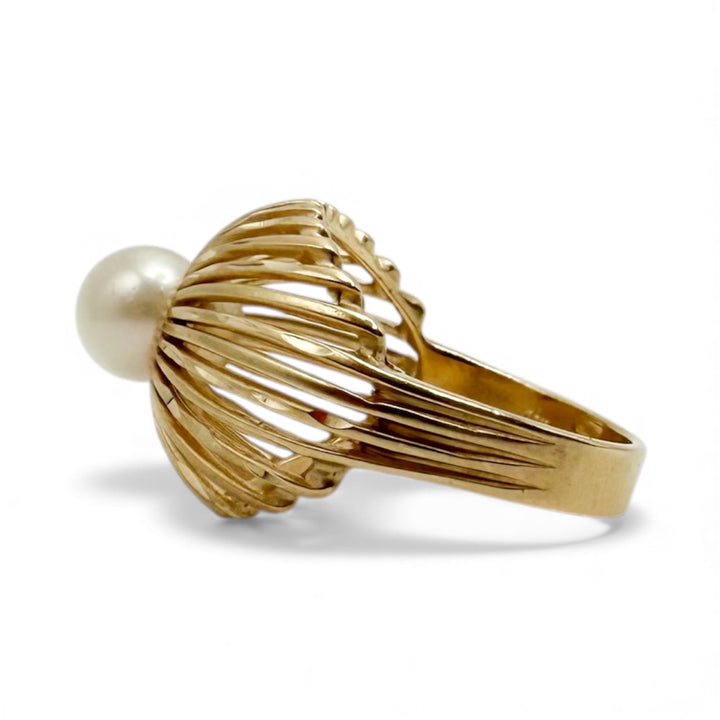 14k Yellow Gold Estate Pearl Ring