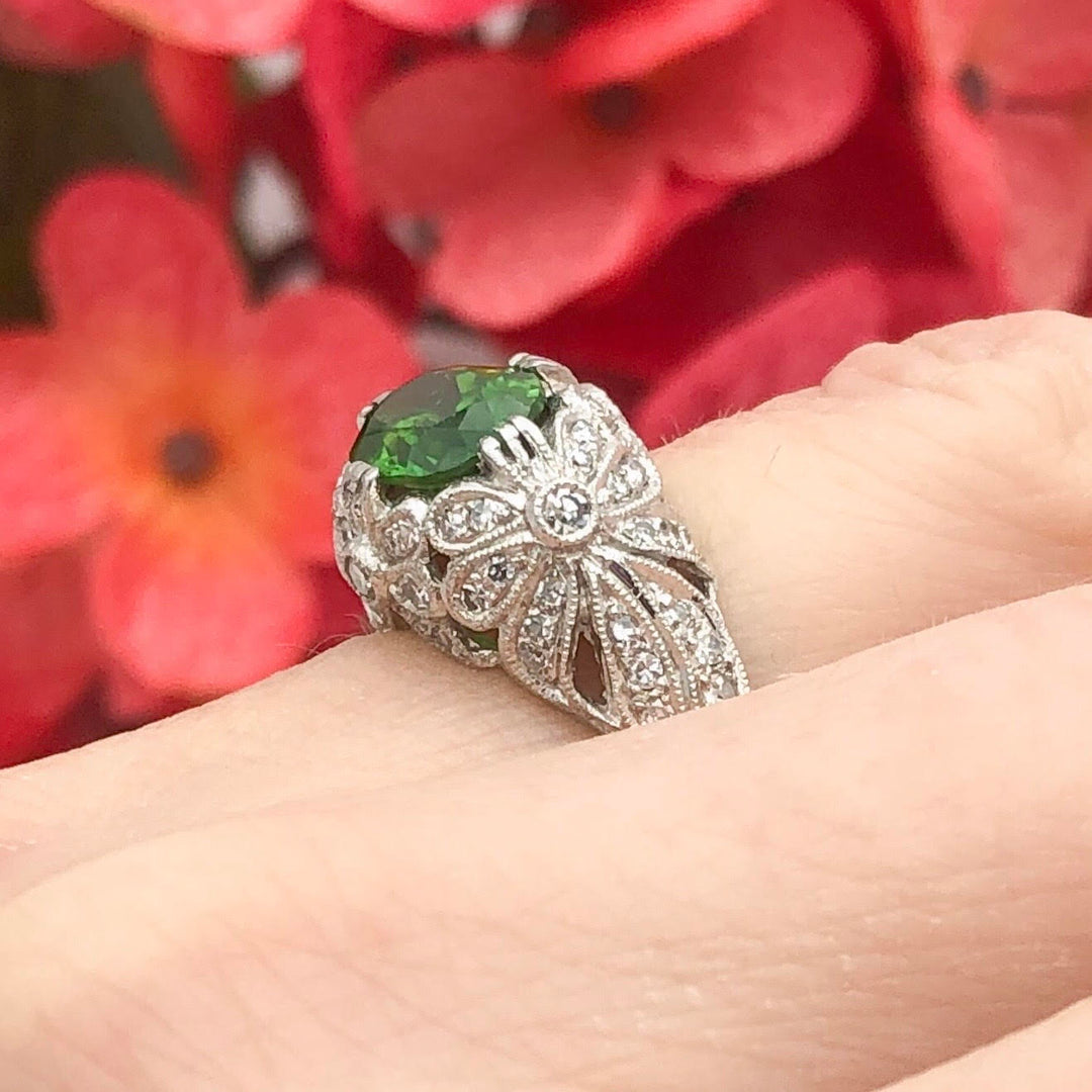 Platinum White Gold Garnet Antique Style Ring