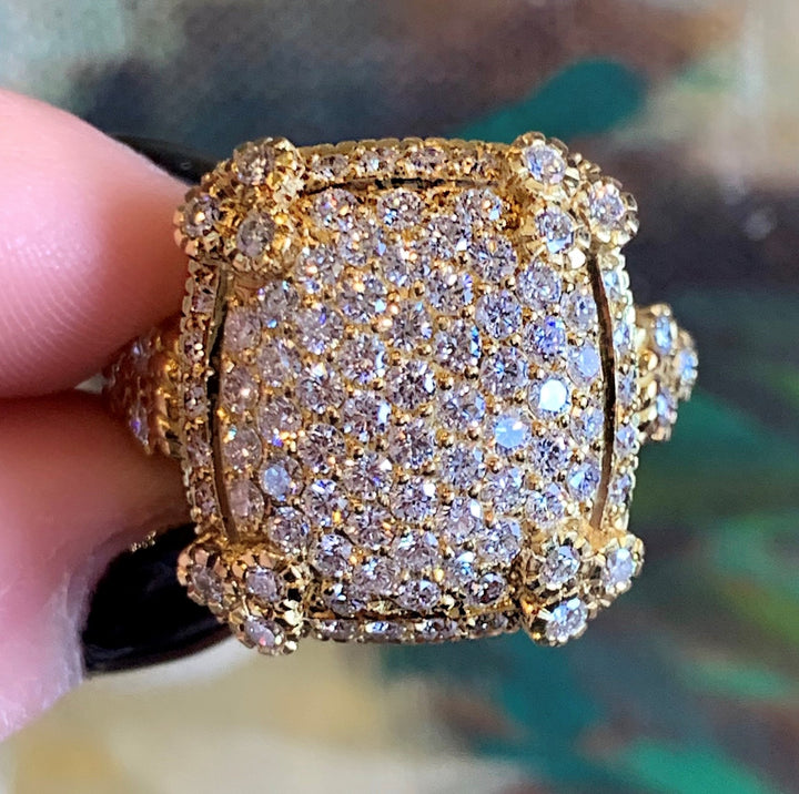 18k Yellow Gold Estate Diamond Designer Ring
