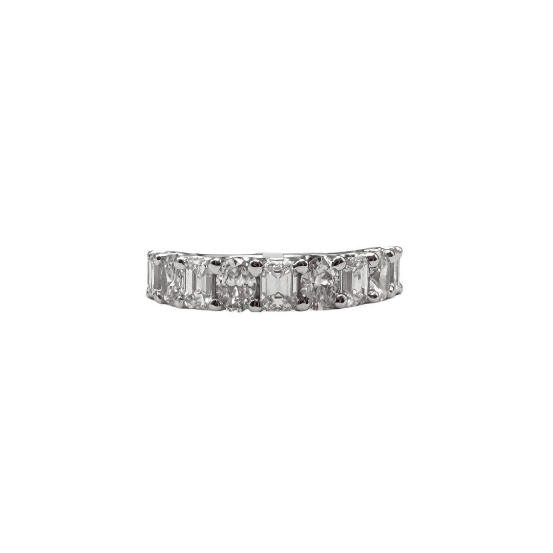 14k White Gold Prong Set Band