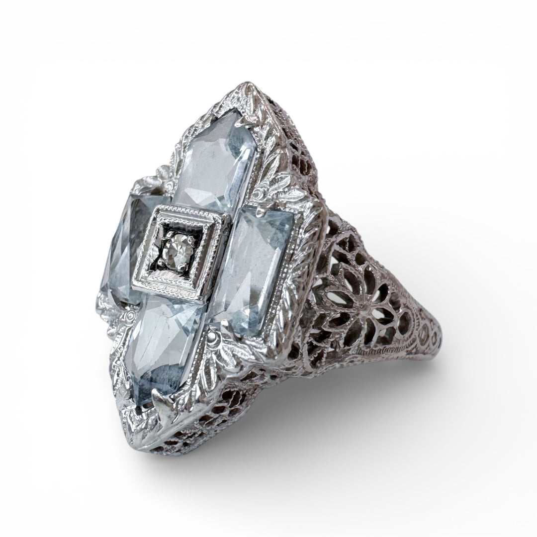 14k White Gold Antique Aquamarine Estate Ring