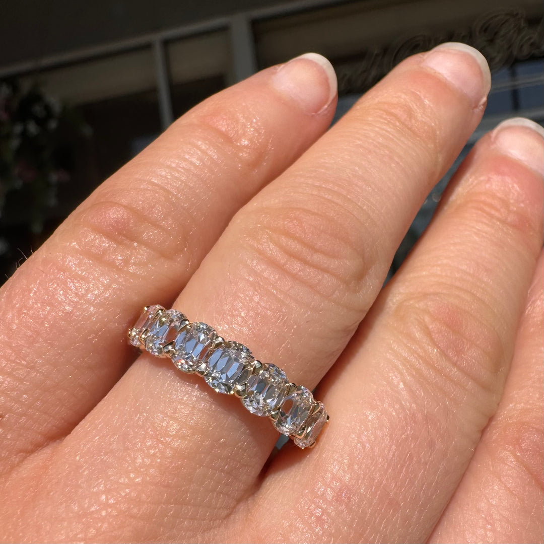 14k Yellow Gold 2.97ctw Vintage Cushion Lab Diamond Band