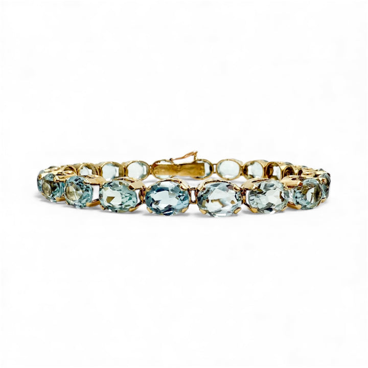 Estate 18k Yellow Gold Aquamarine Bracelet