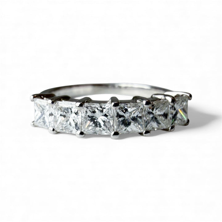14k White Gold Diamond Estate Ring