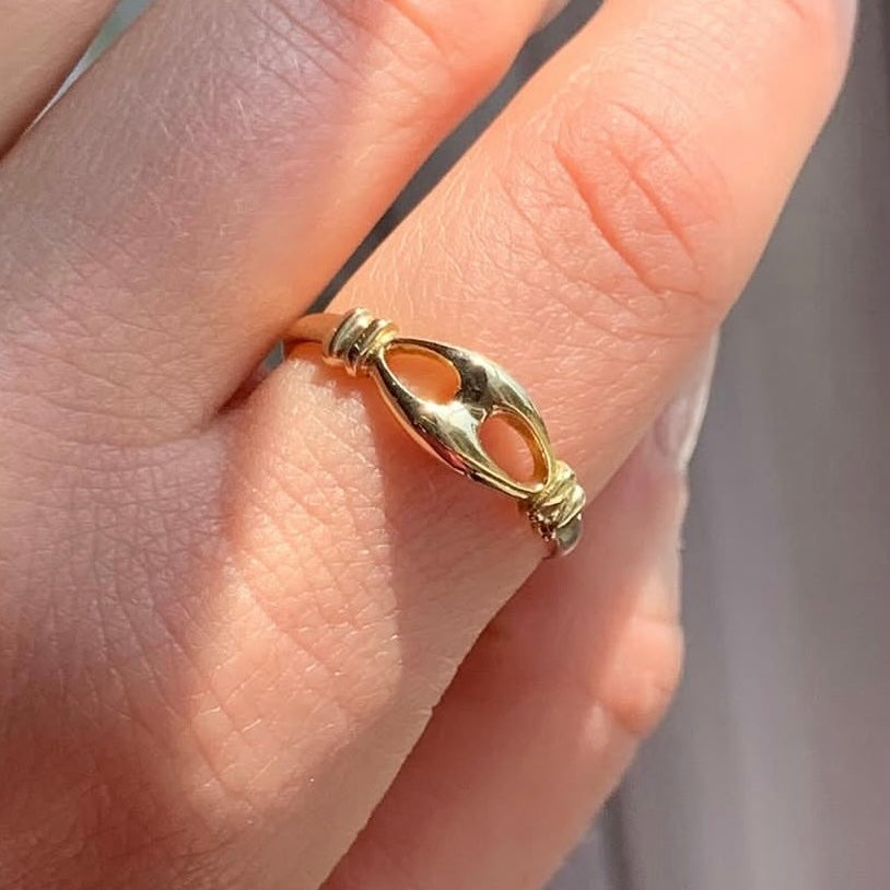 18k Yellow Gold Estate Ring