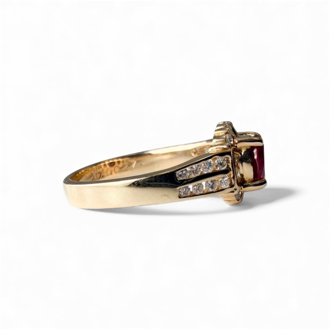 14k Yellow Gold Ruby Estate Ring