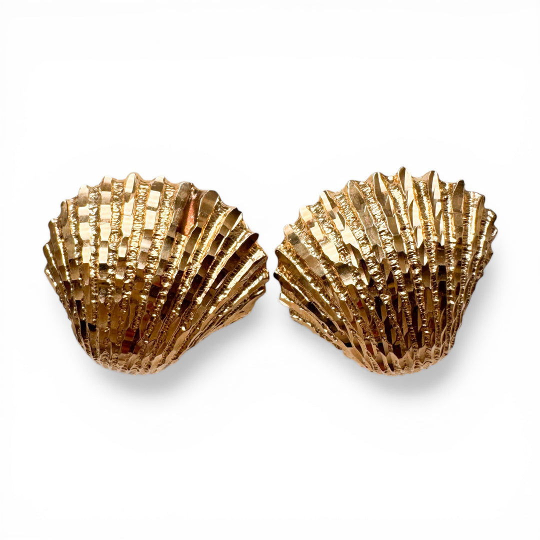14k Yellow Gold Shell Estate Earrings
