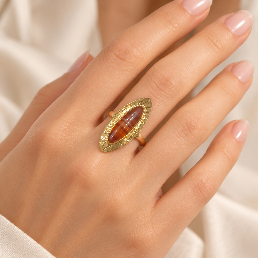 14k Yellow Agate Estate Ring