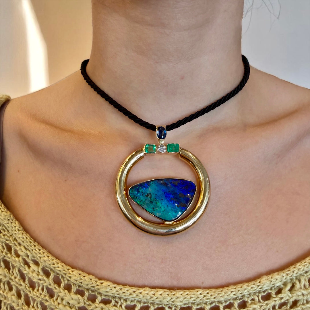 14k Yellow Gold Circle Opal Estate Pendant