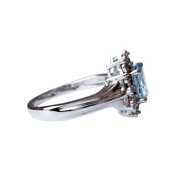 10k White Gold Halo Aquamarine Estate Ring