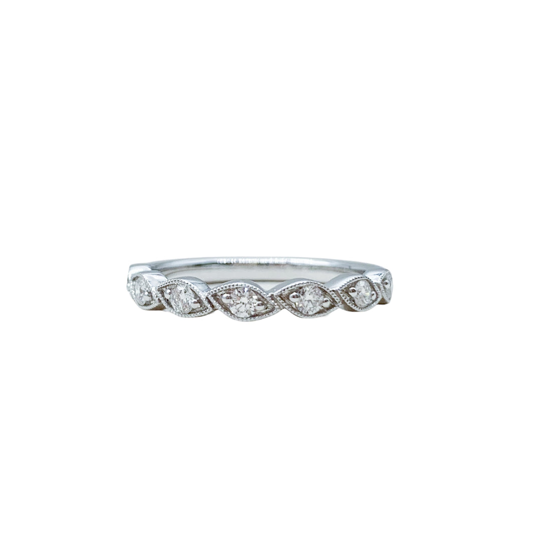 14k White Gold Prong Set 0.25ctw Round Diamond Wedding Band