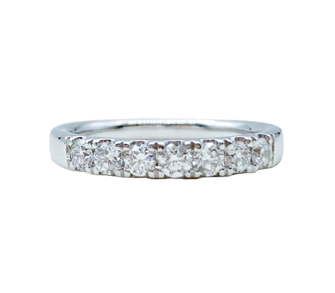 14k White Gold Prong Set 0.50ctw Round Diamond Wedding Band