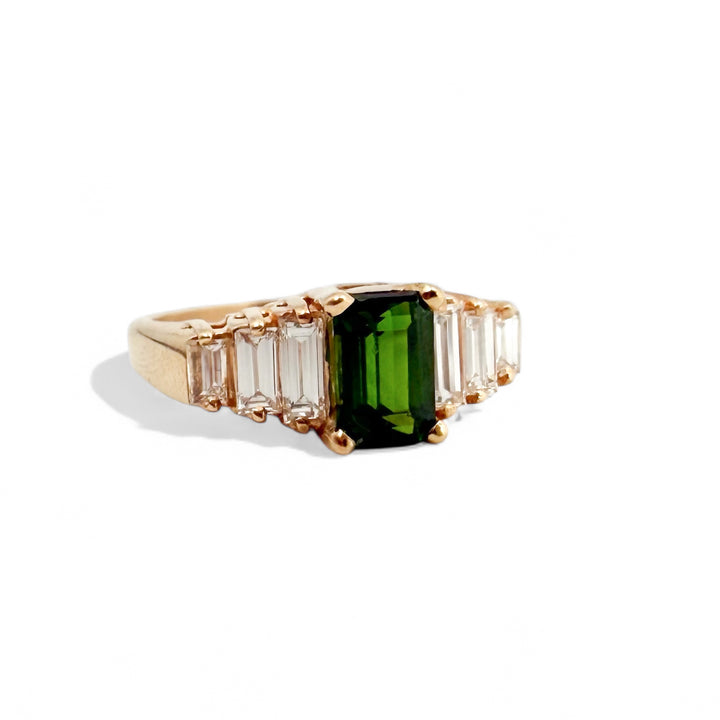 18k Yellow Gold Estate Tourmaline Ring