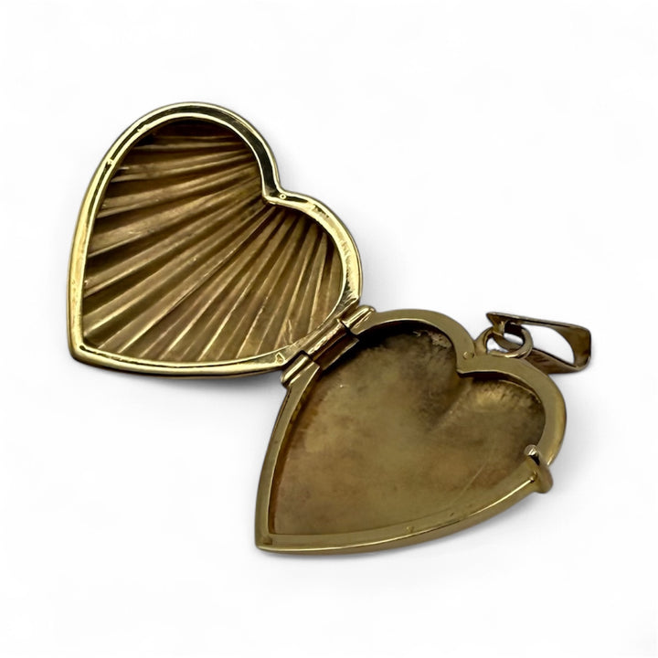 14k Yellow Gold Heart Estate Pendant