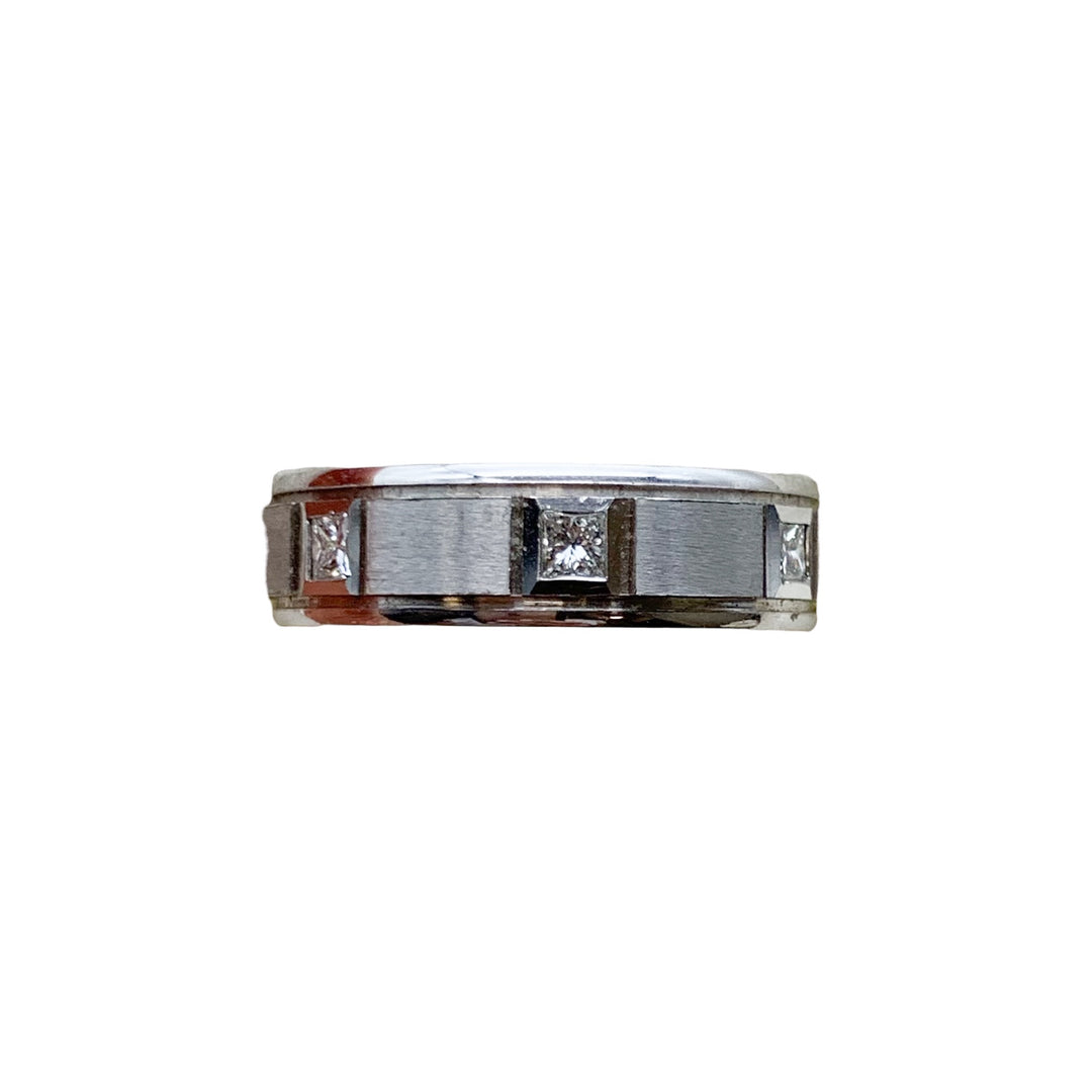 14k White Gold Diamond Wedding Band