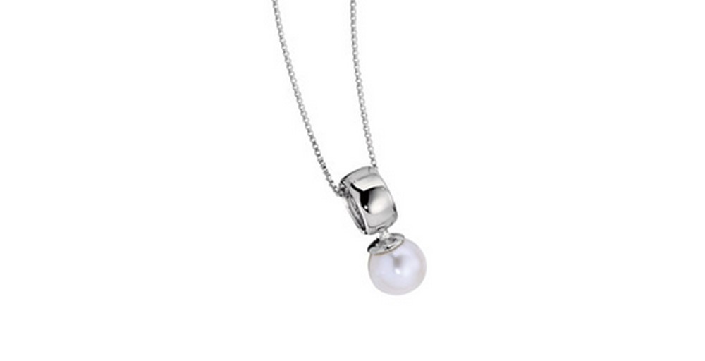 Elle Pearl Necklace