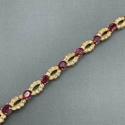 GOG Collection  Bracelet EST-18KRUBY