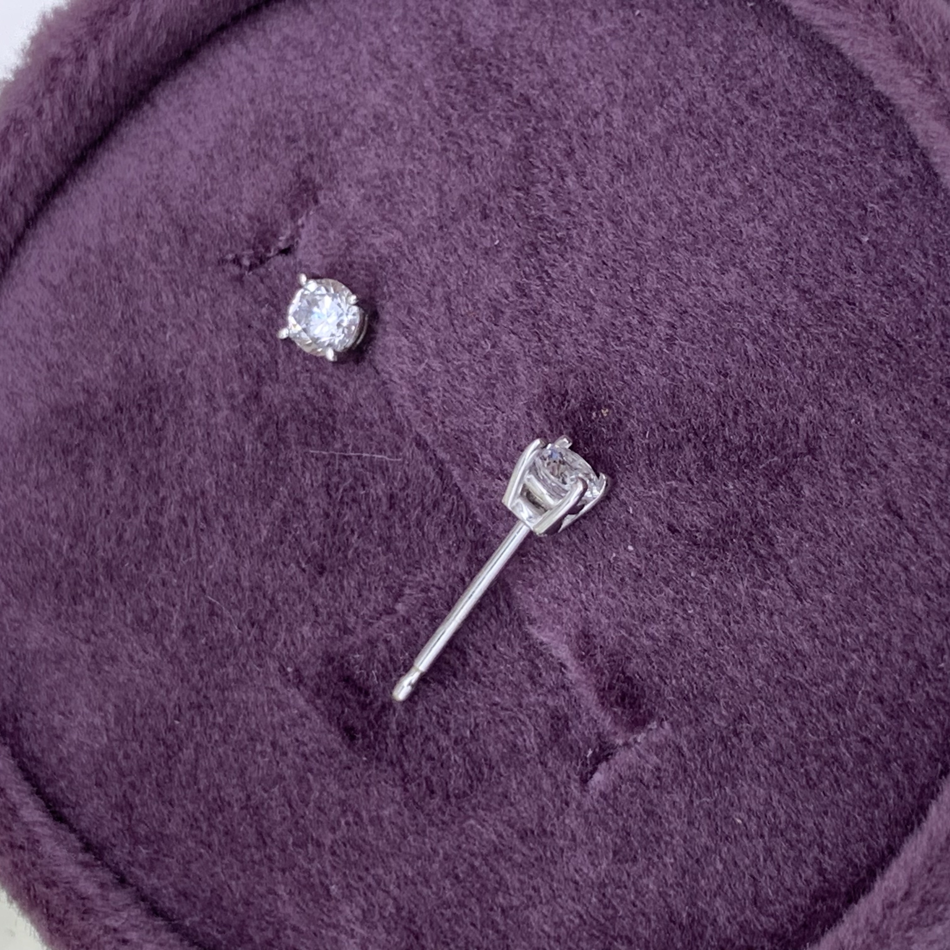 GOG Collection  Earrings DMD-3MMCZ