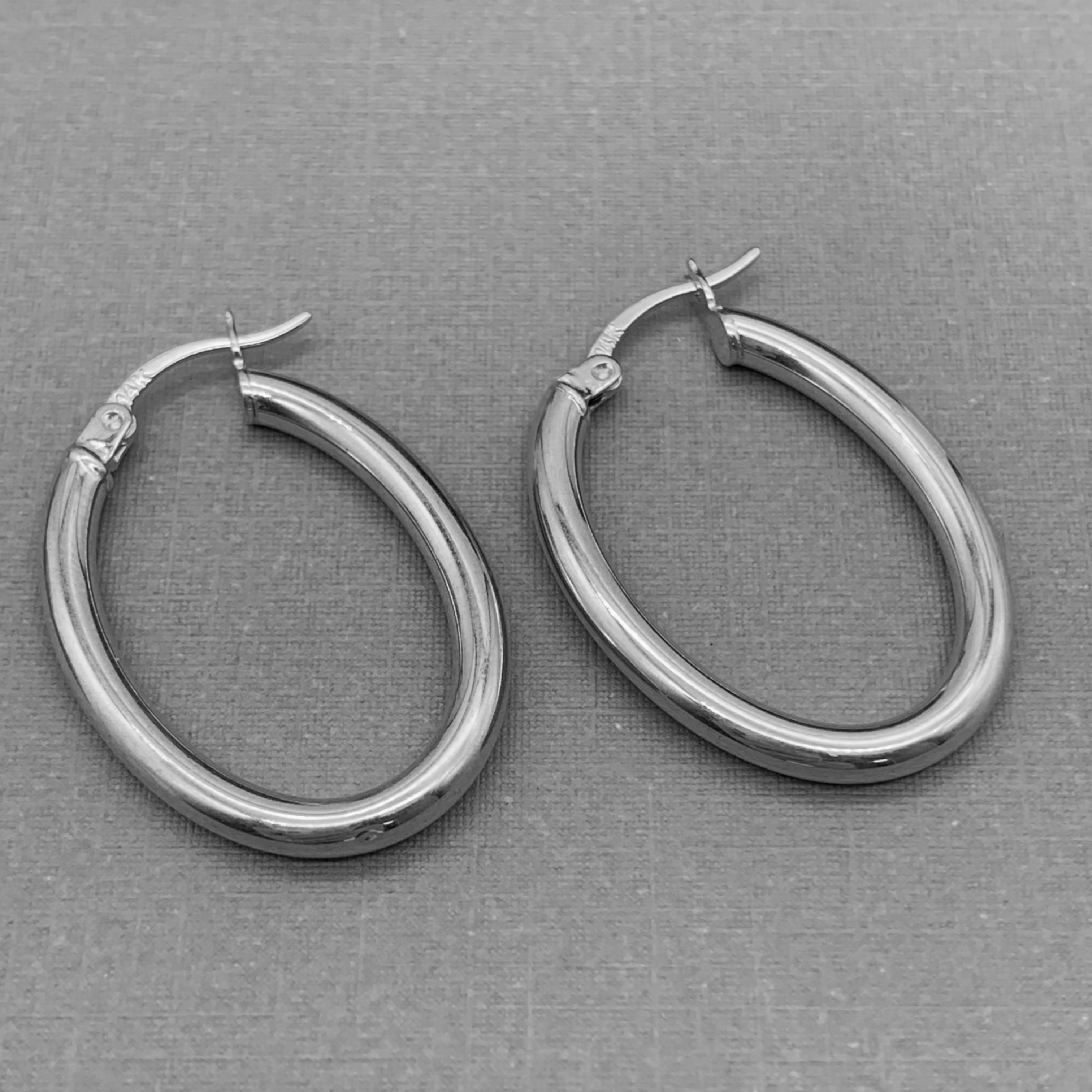 GOG Collection Earrings GLM-14KOVAL1.6 GOG Collection Earrings GLM-14KOVAL1.6