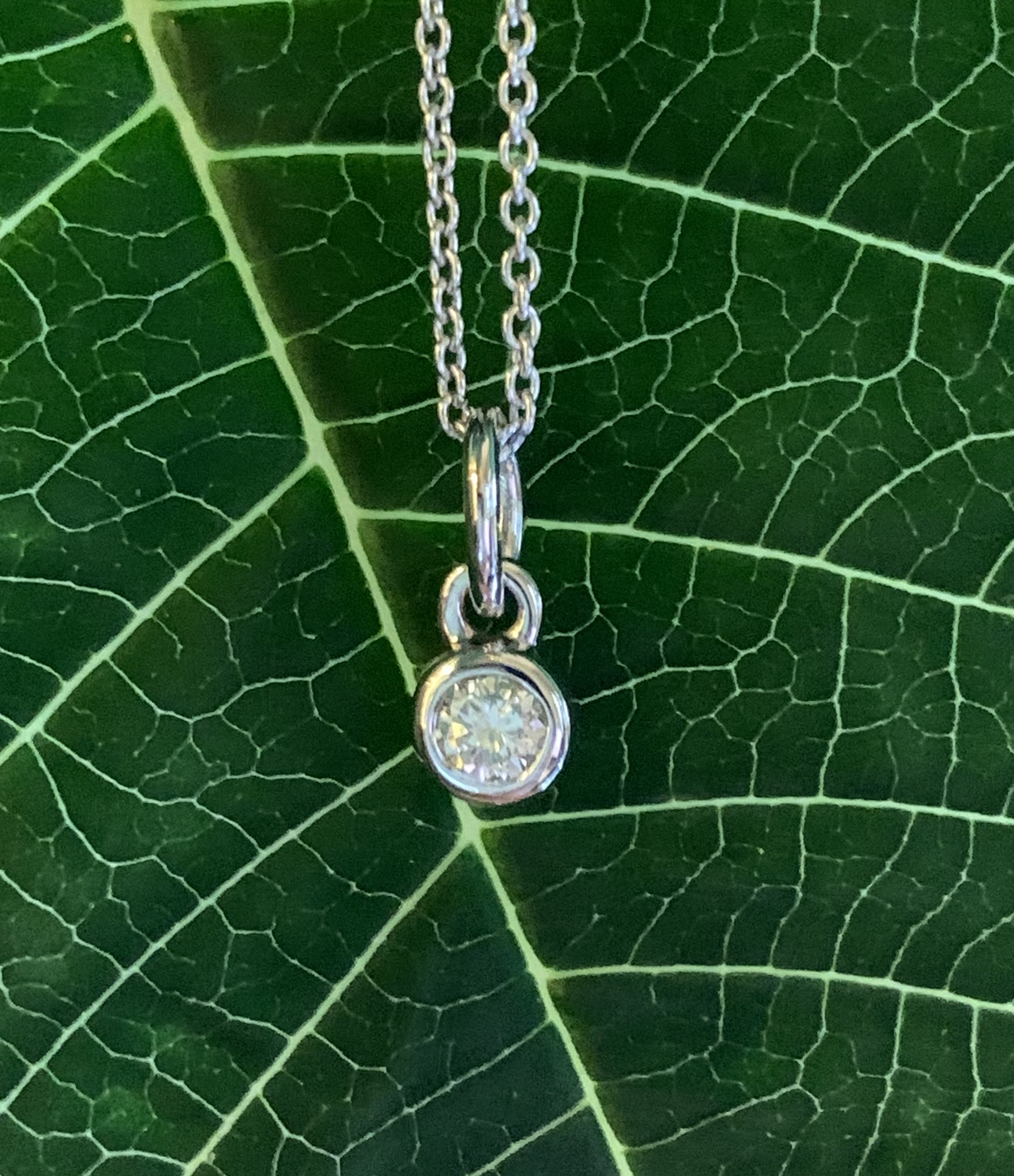 GOG Collection  Necklace GOG-0.12CTTWBEZEL