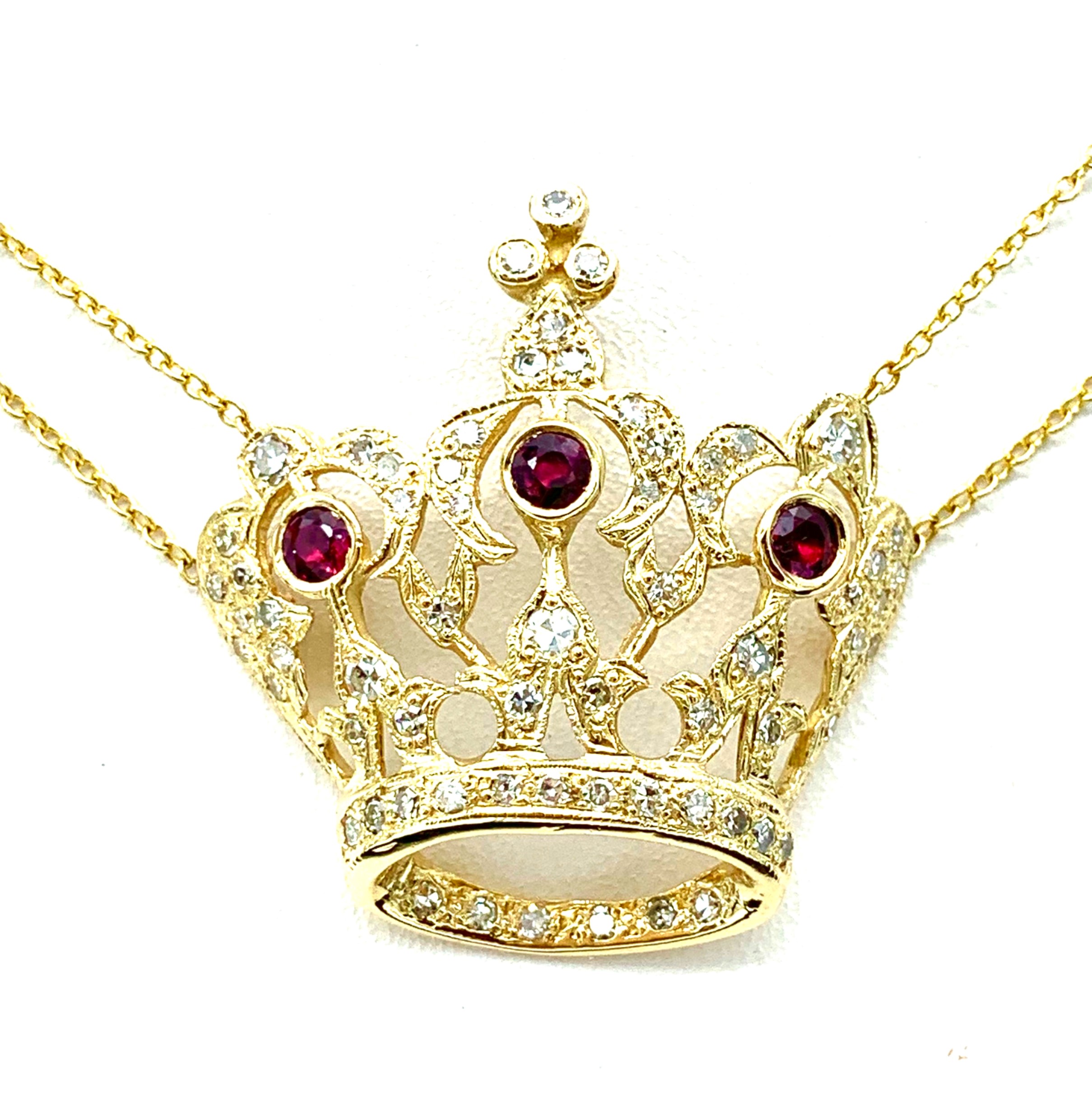 GOG Collection  Necklace GOG-DIAMONDRUBYCROWN
