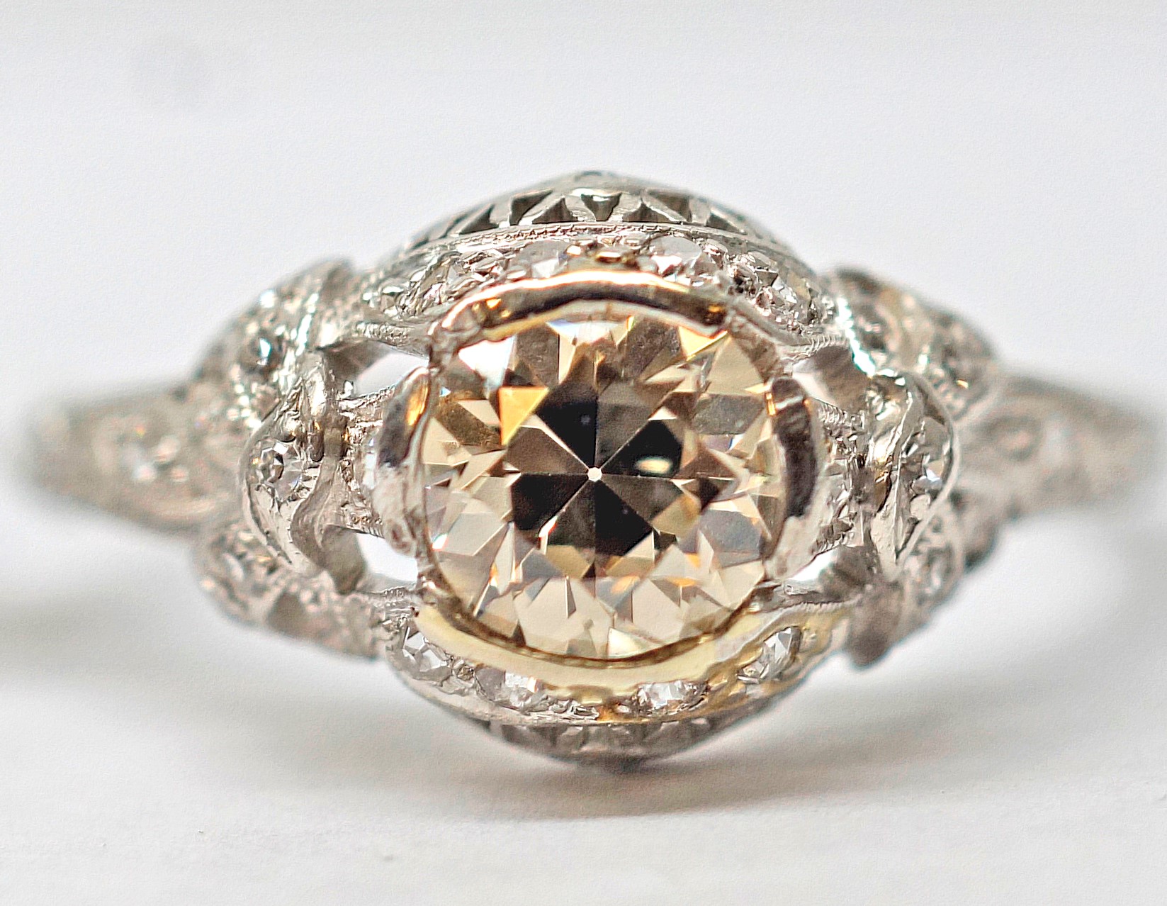 GOG Collection  Engagement Ring ANT-RDIA1.14MTG.34