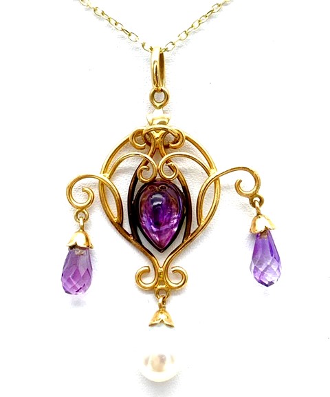 GOG Collection  Necklace EST-PAMETHYSTPEARL