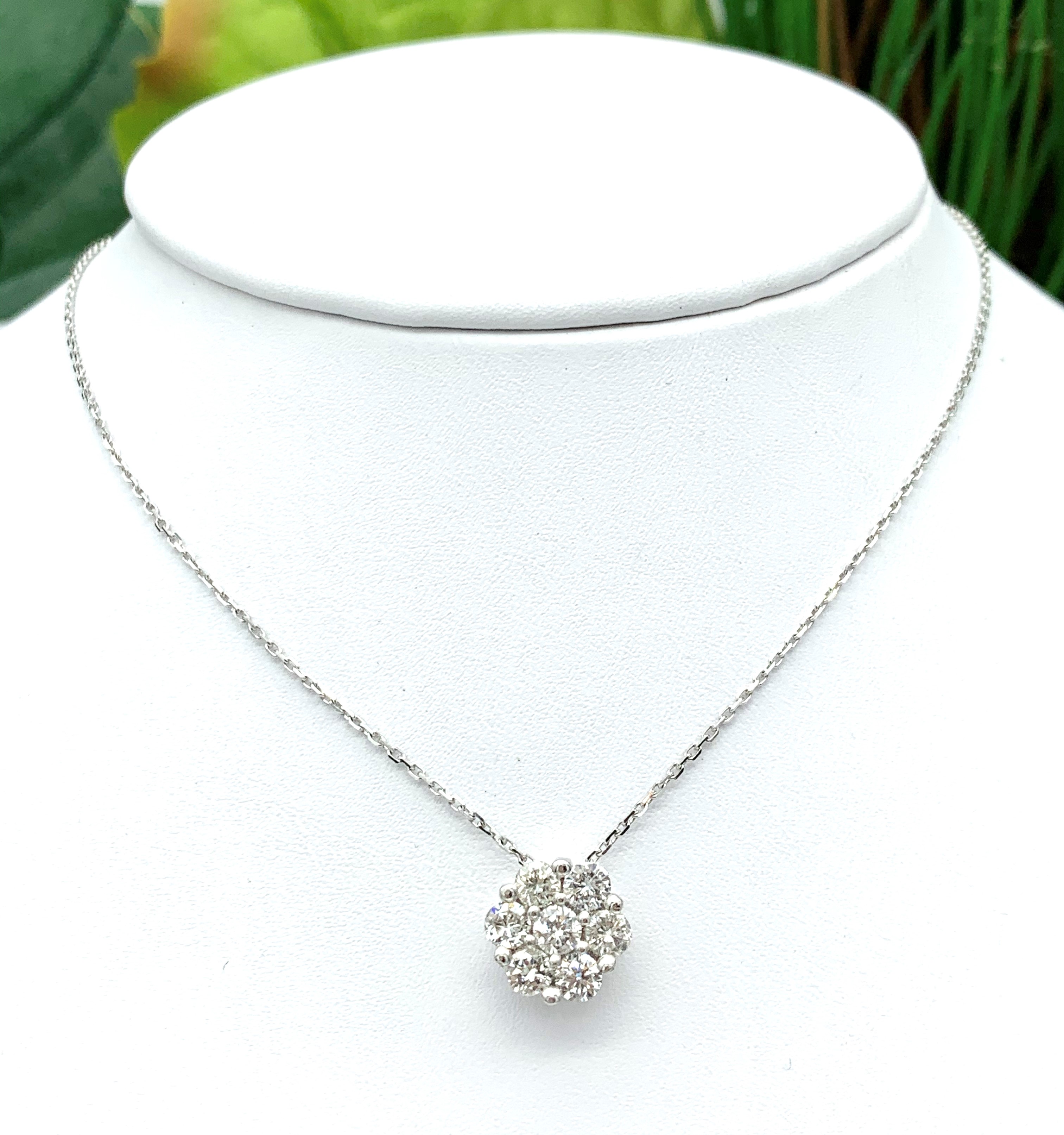 GOG Collection  Necklace GOG-DIACLUSTER1.00