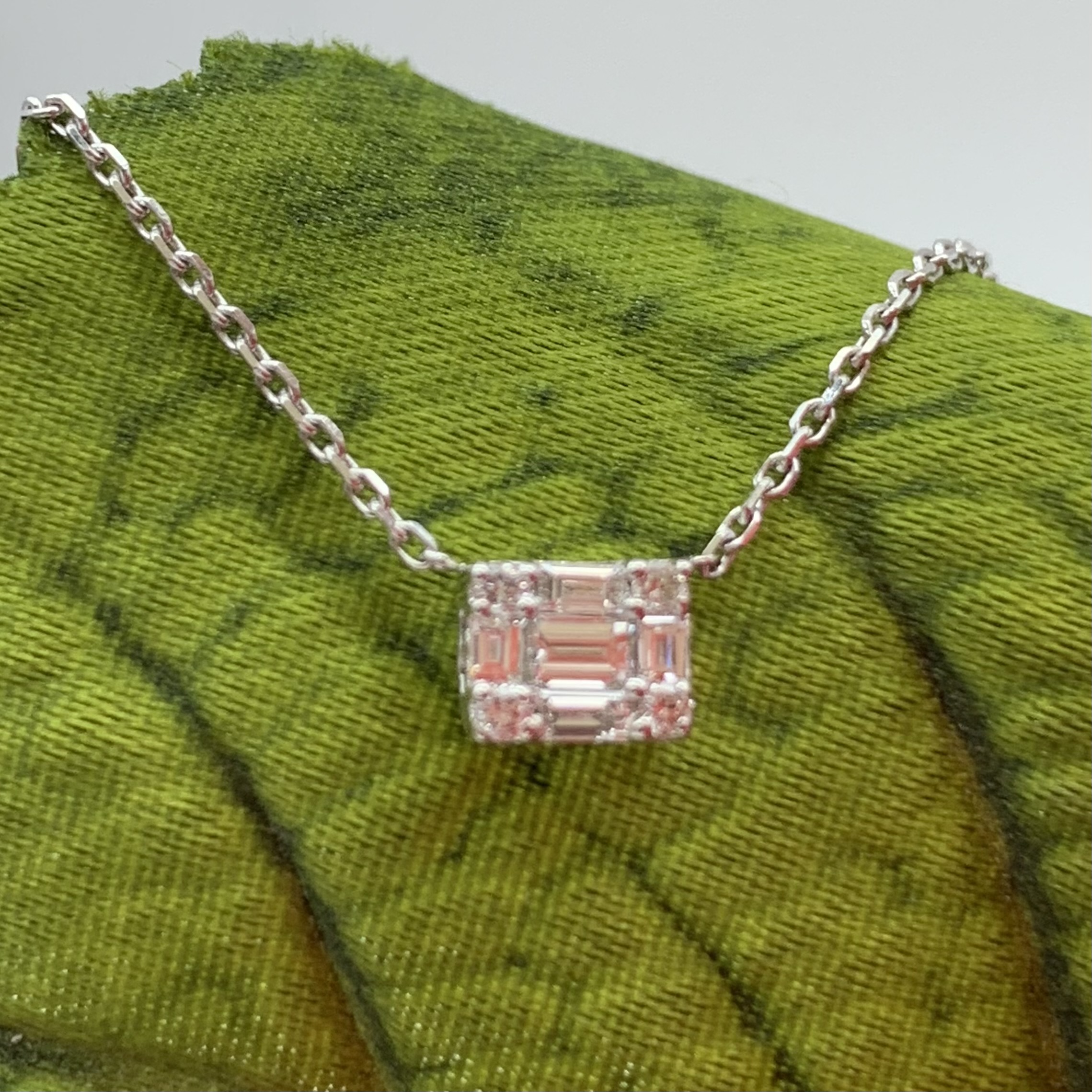 GOG Collection  Necklace EST-14KWG0.23CT