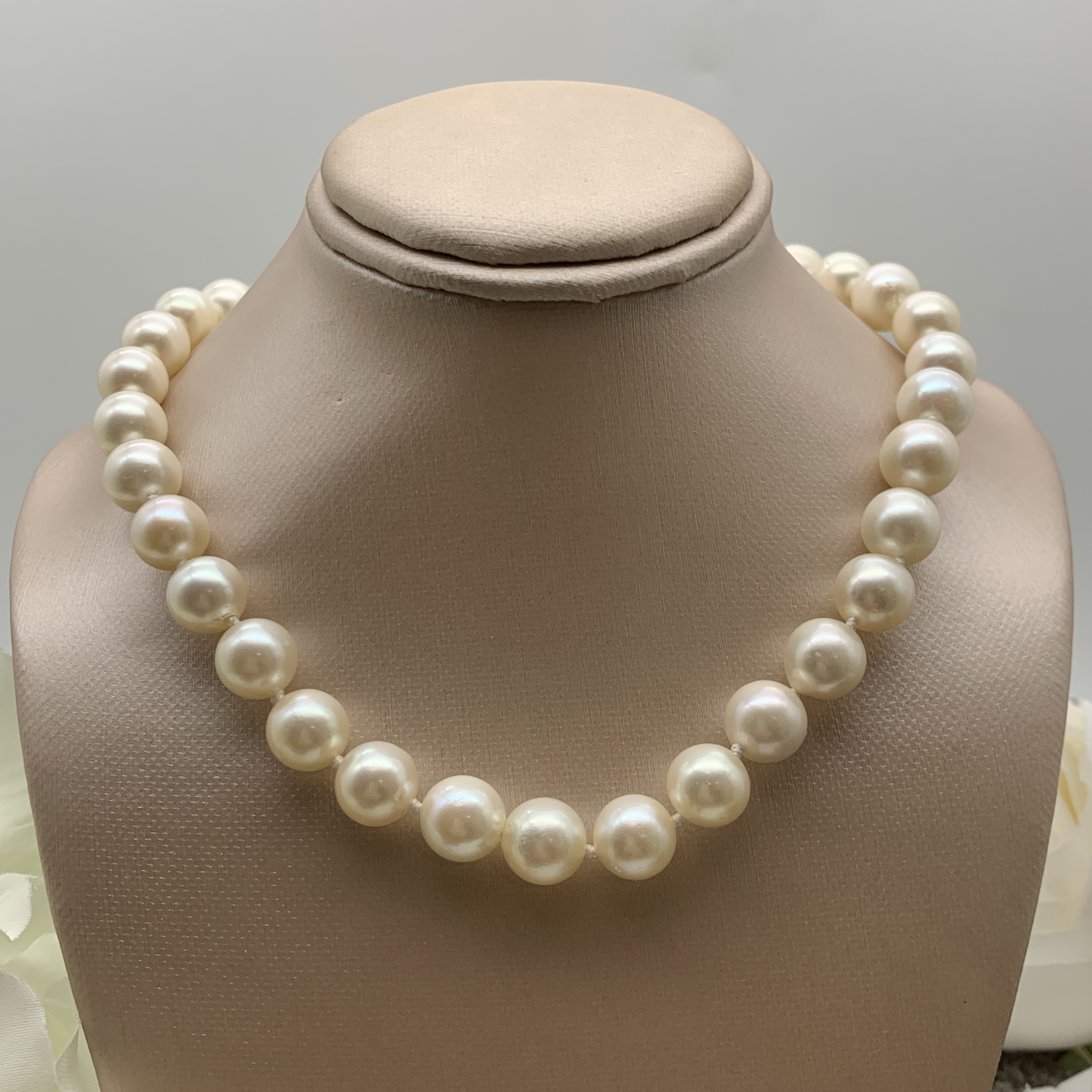 GOG Collection  Necklace EST-PEARL19'30.3